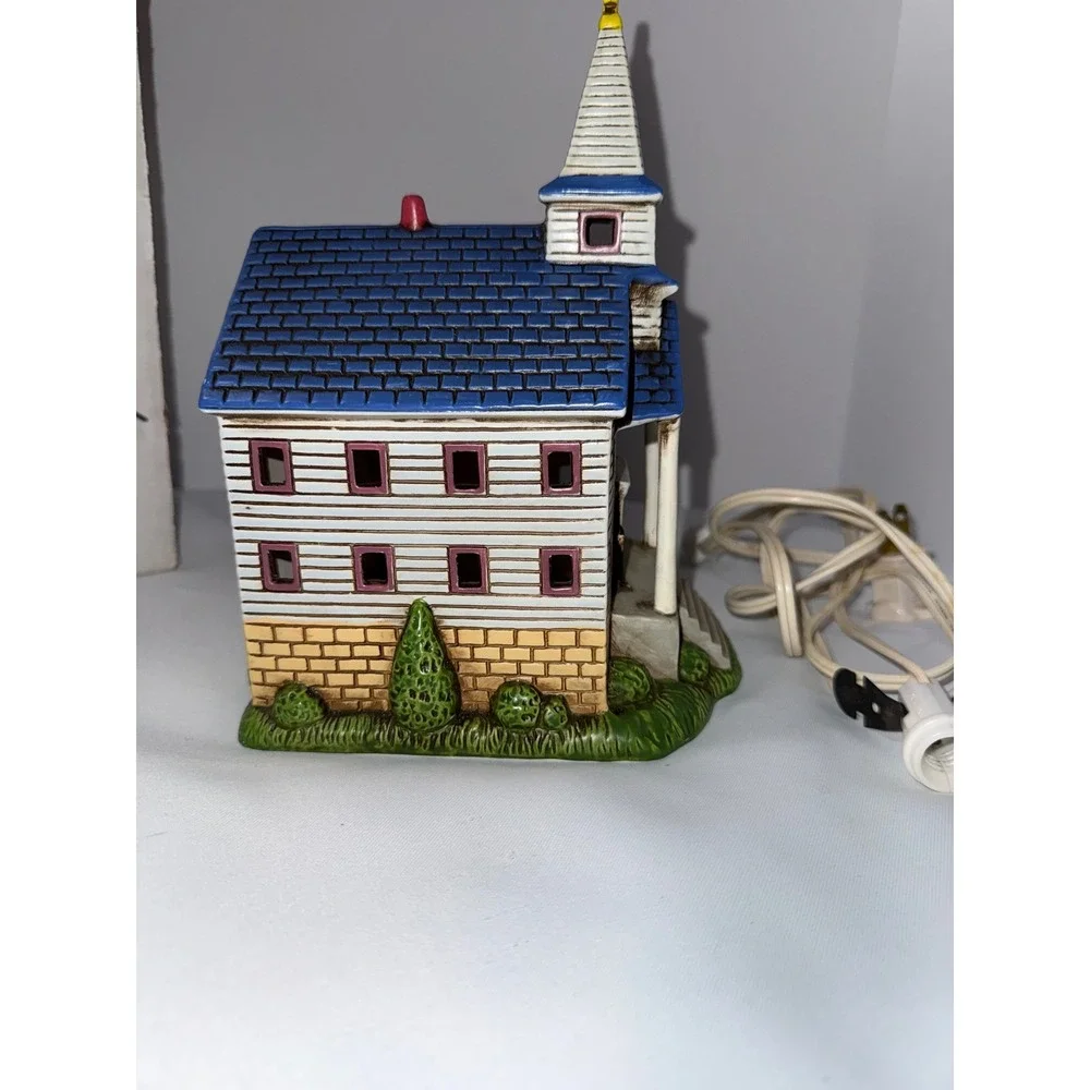 Charles Wysocki Americana Celebration Church Schmid 1989 Lighted Village House